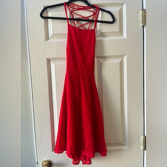 Lulu’s Red Halter Dress- Criss Cross Back - Picture 4 of 6
